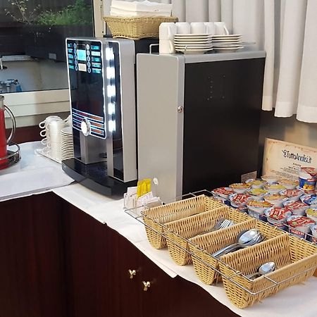 Hotel Best Roma Екстериор снимка